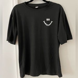 NWOT YesStyle Smiley Face Tee
